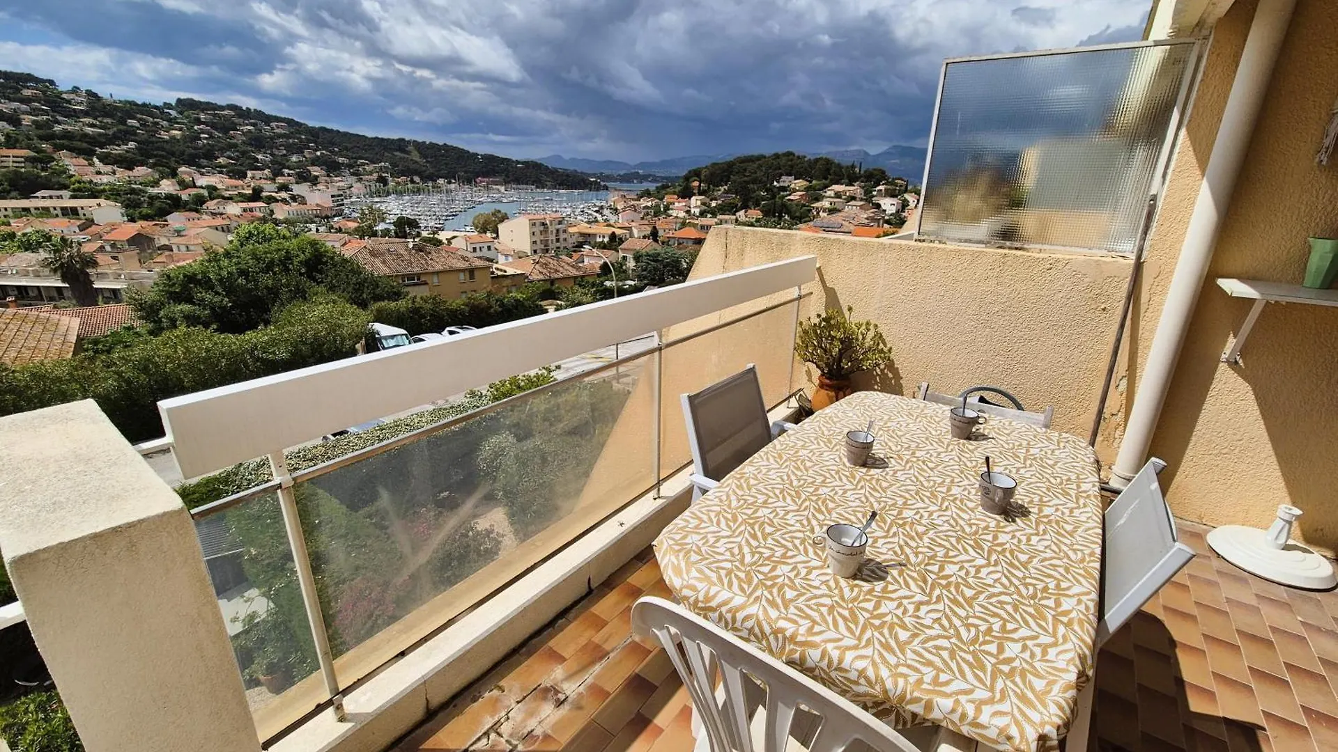 Vue Mer, Plage A Pied - Residence Avec Piscine Tennis Saint-Mandrier-sur-Mer